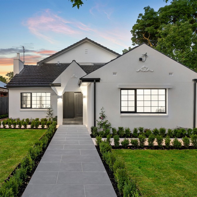 Renewed Inter-War House in Ashburton